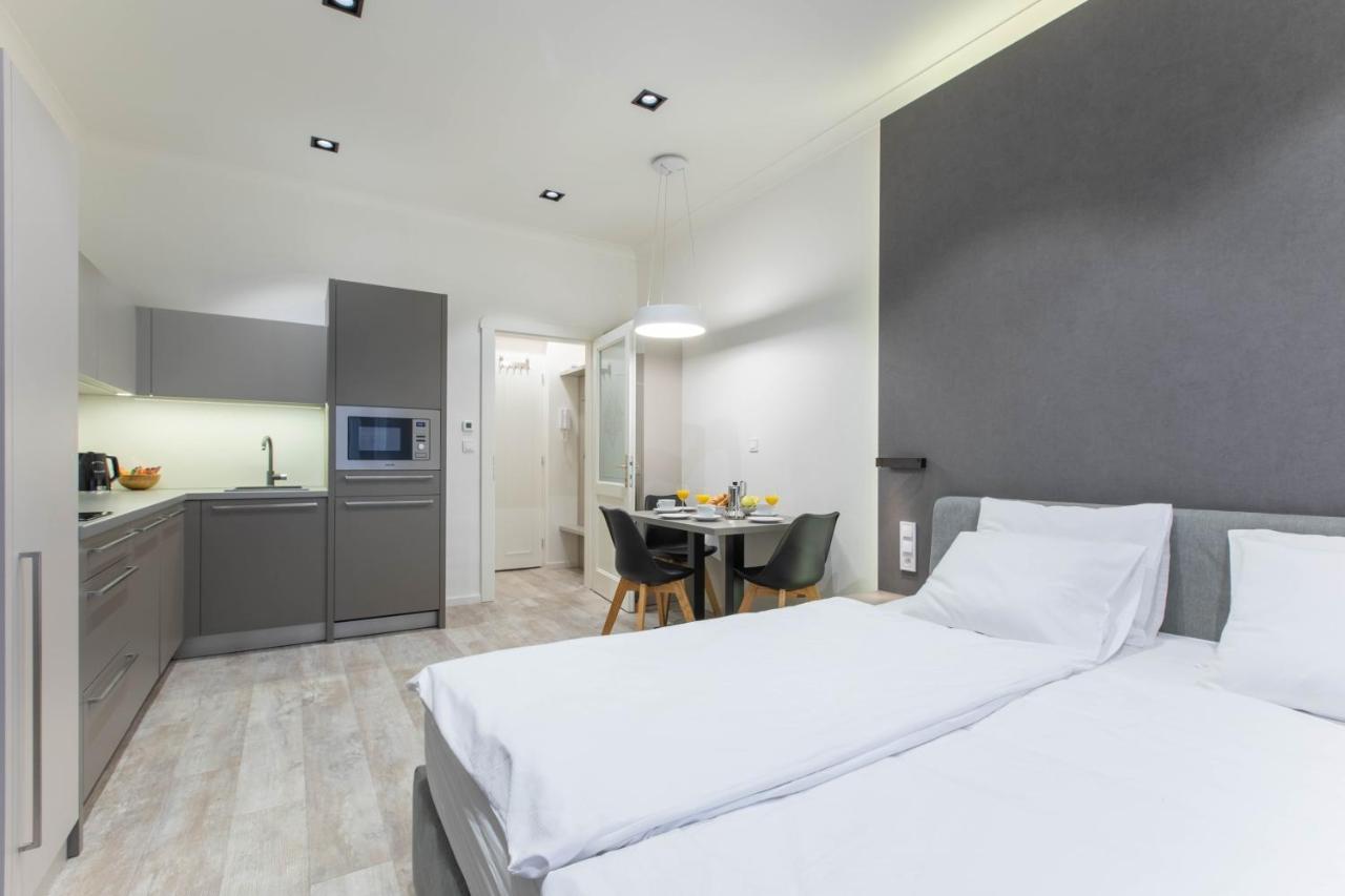 Lampi Aparthotel Prague Praga Exterior foto