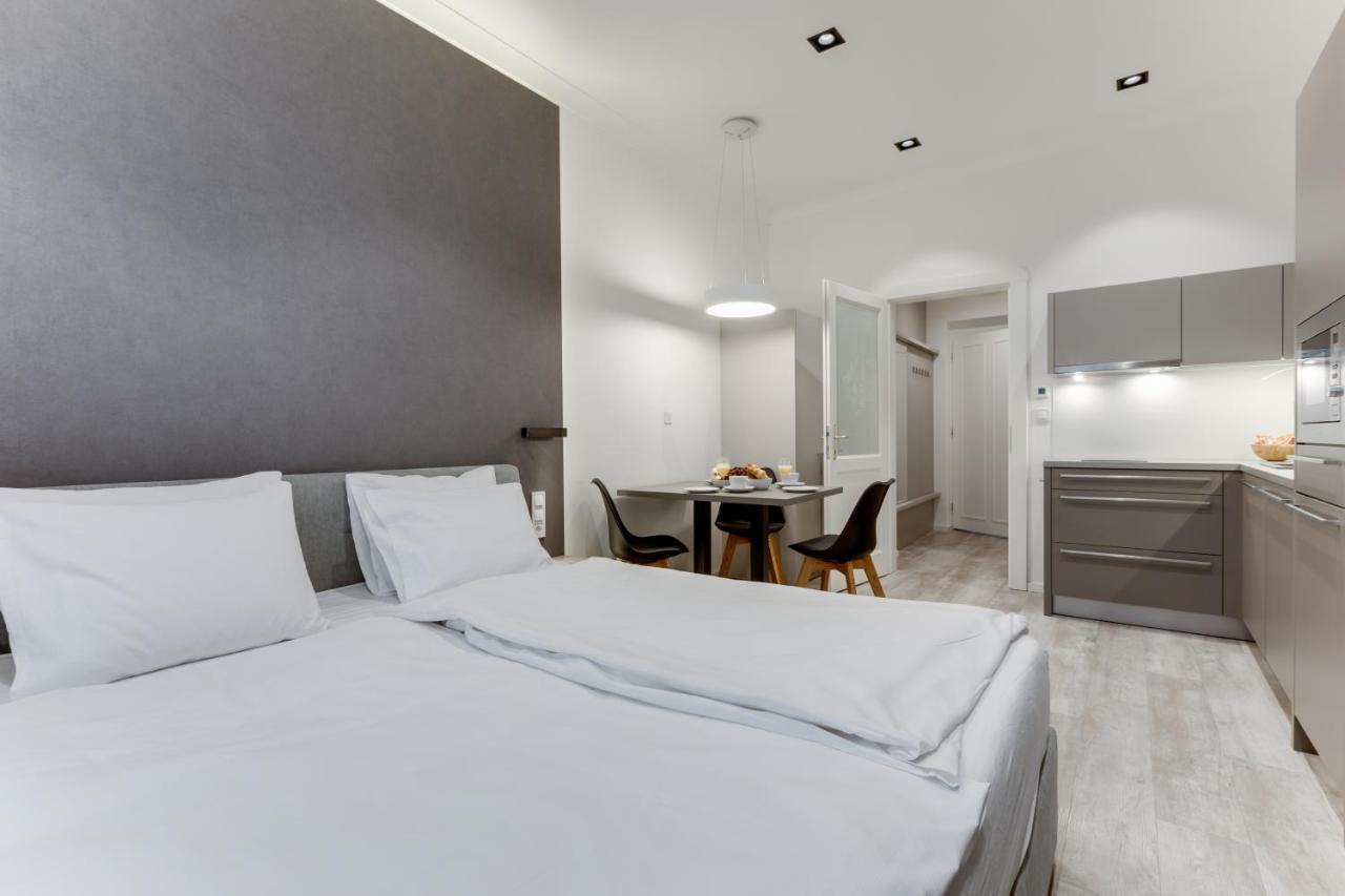 Lampi Aparthotel Prague Praga Exterior foto