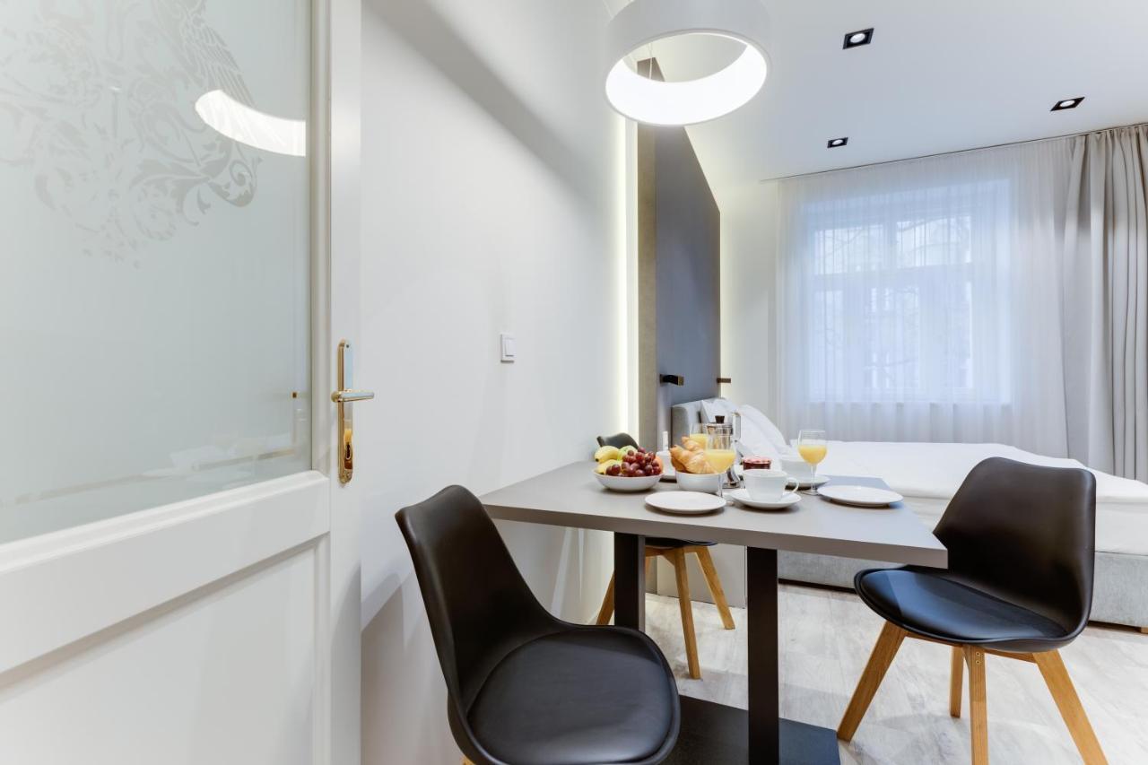 Lampi Aparthotel Prague Praga Exterior foto