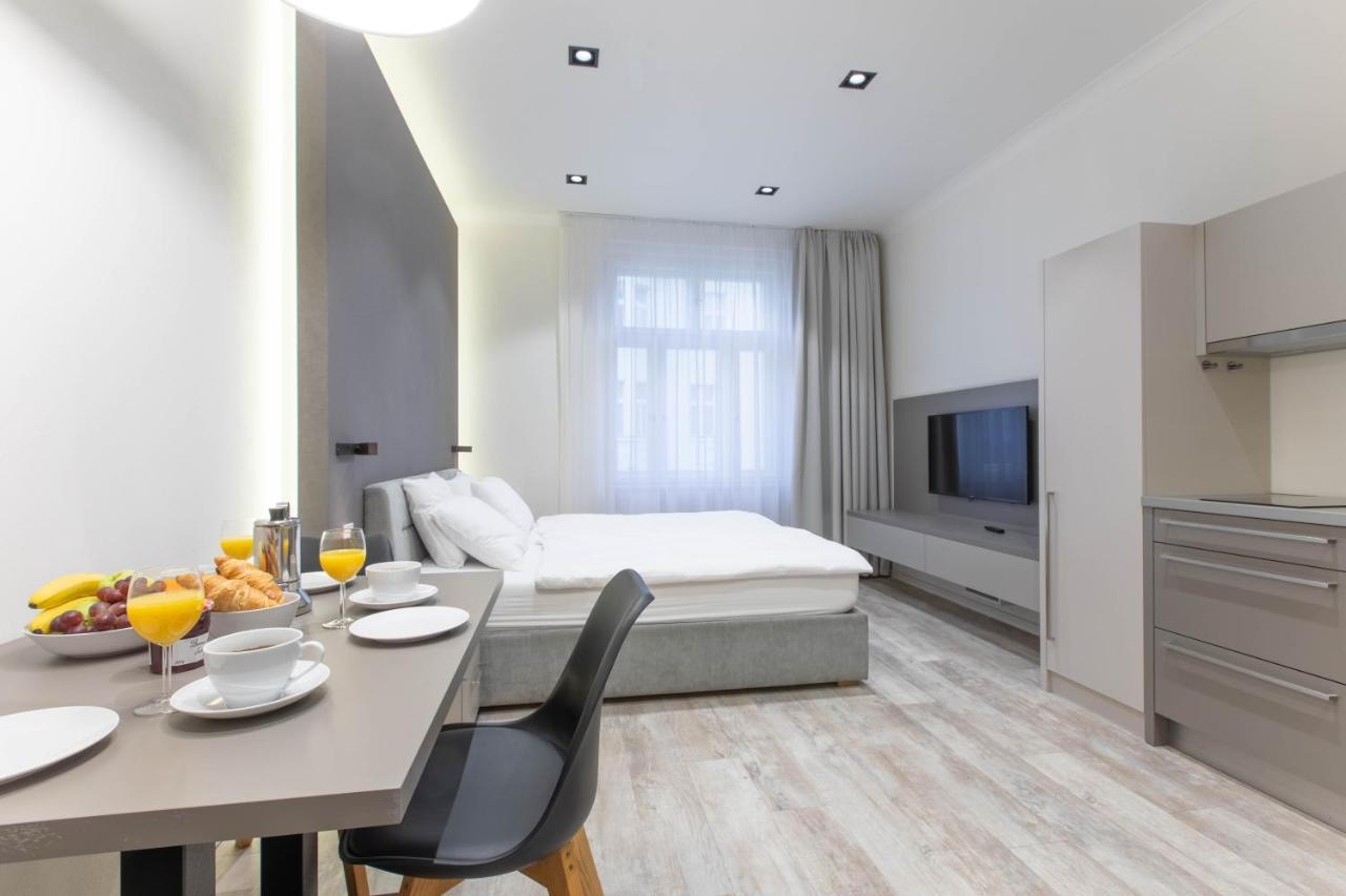 Lampi Aparthotel Prague Praga Exterior foto