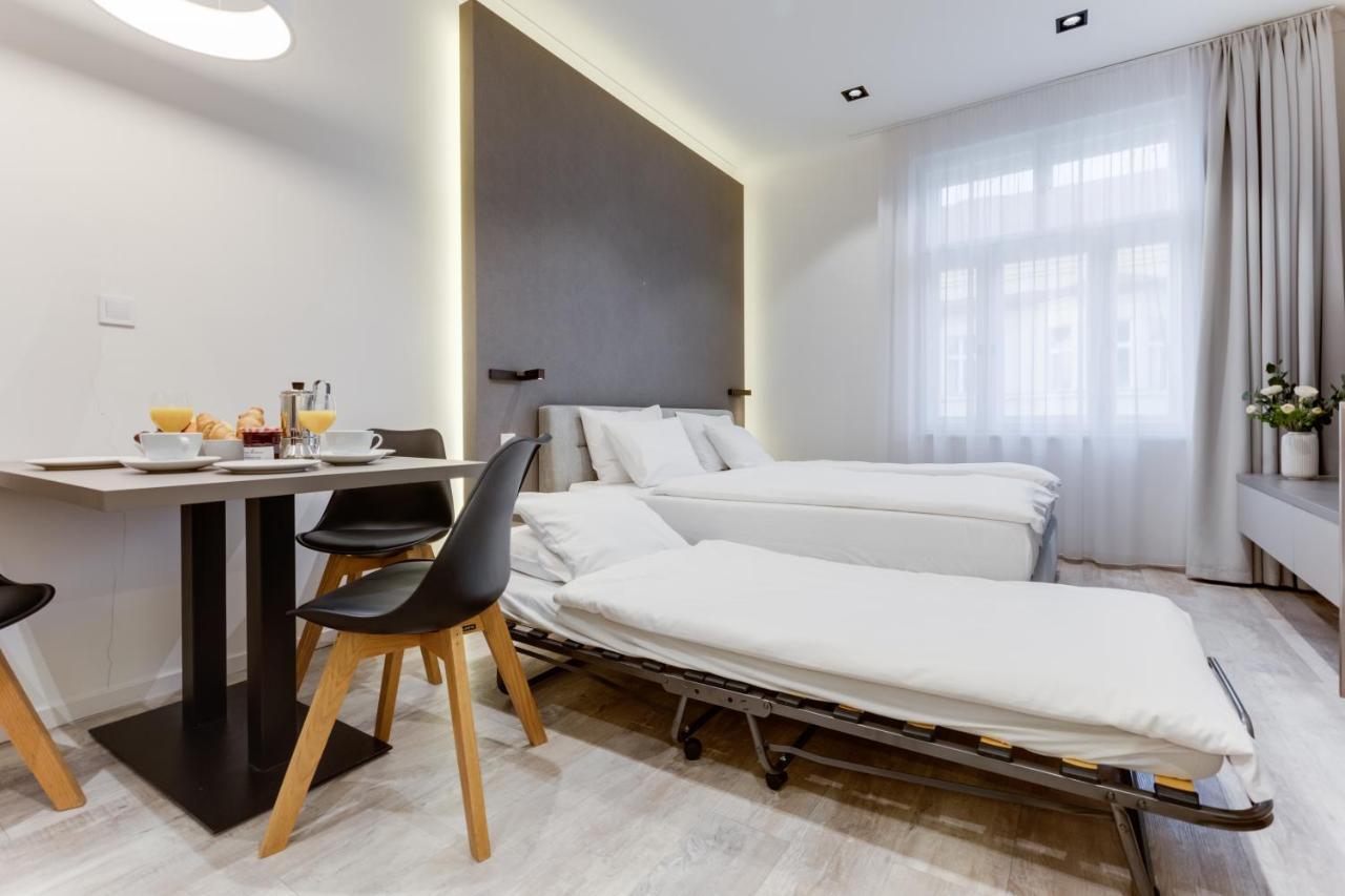 Lampi Aparthotel Prague Praga Exterior foto